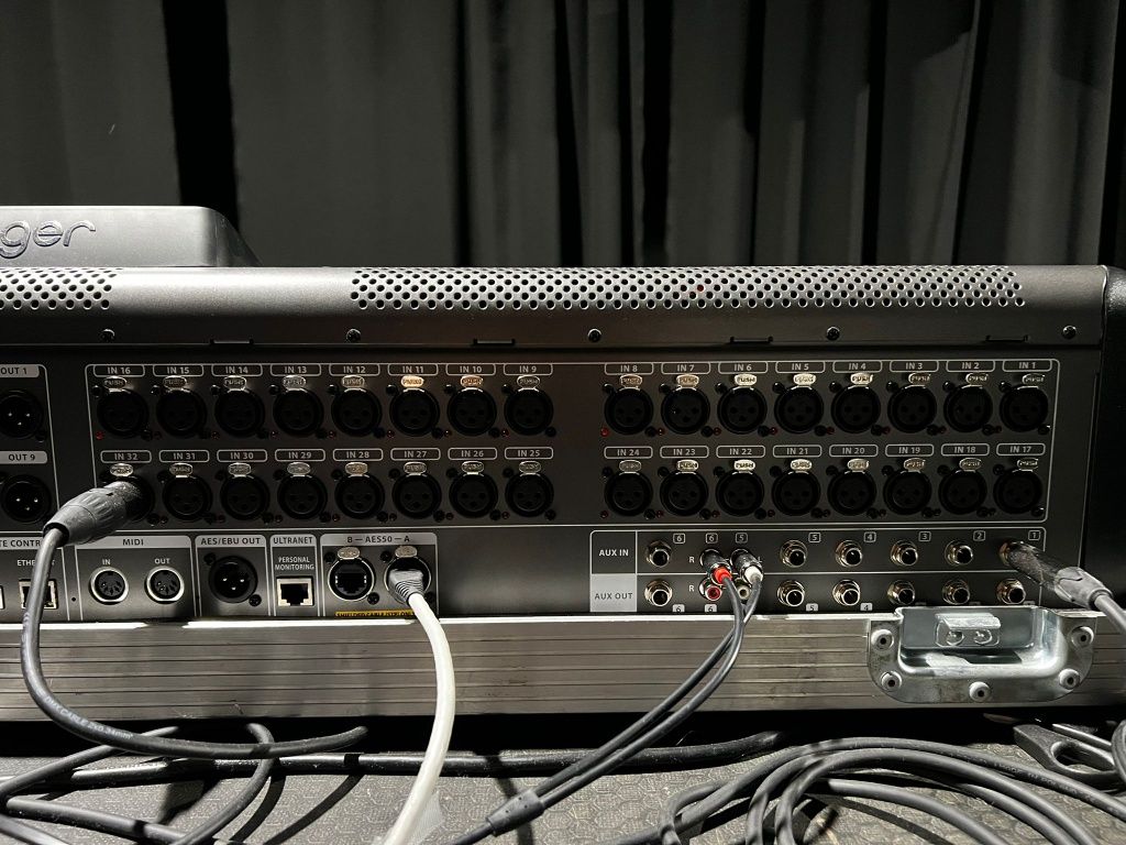 Behringer x32 + case + osłona