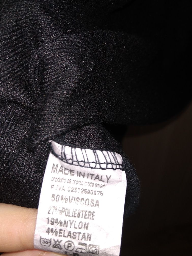 Sweterek nietoperz czarny Made in Italy