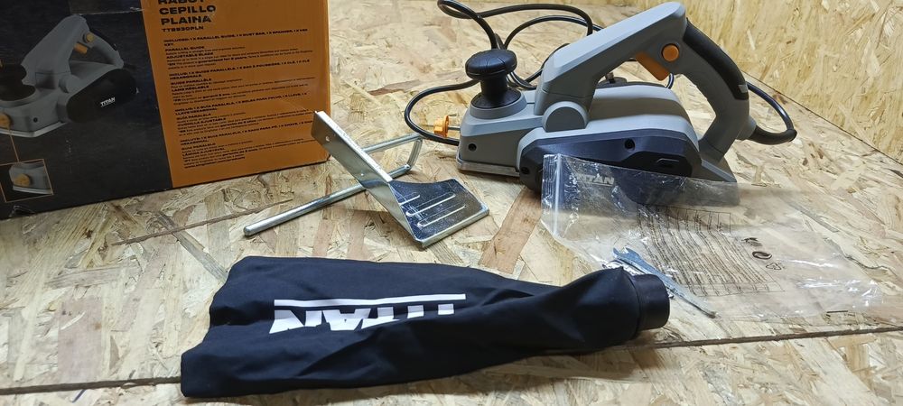 Strug elektryczny titan TTB930PLN