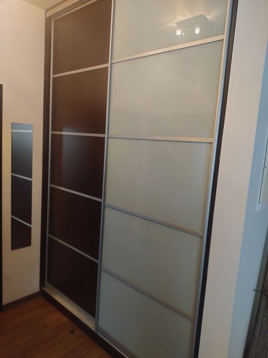 Szafa wnękowa na wymiar