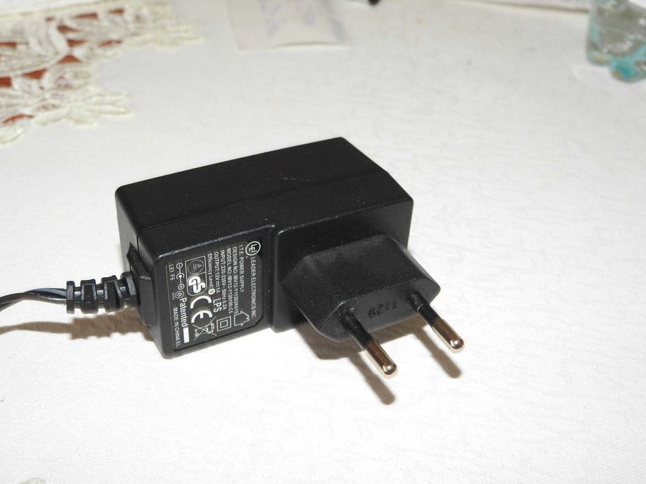 Zasilacz MV12-Y120100-C5 12V-1A