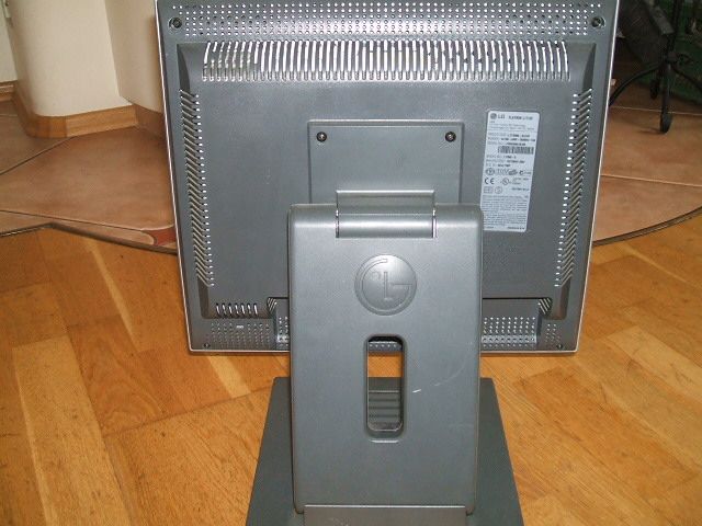 Monitor LG 17 cali