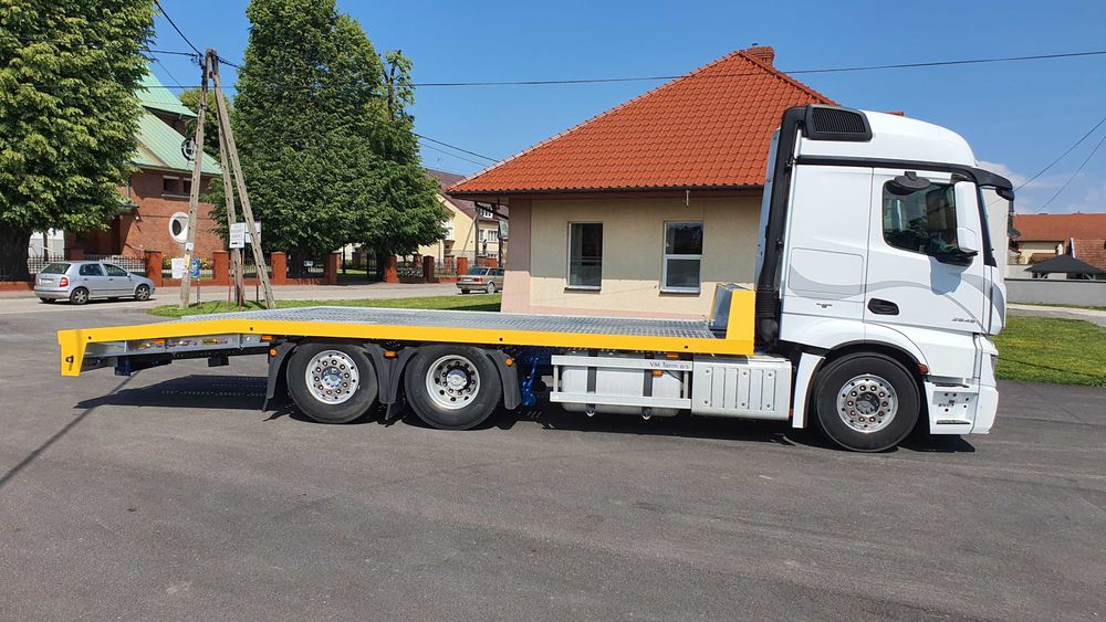 Zabudowa najazd laweta pomoc drogowa ciężarowe  DMC 26 T trzyośka