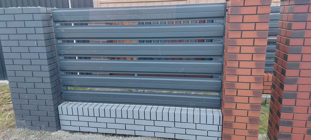 PALISADA SZTACHETOWA OGRODZENIA Palisadowe sztacheta metalowa panel