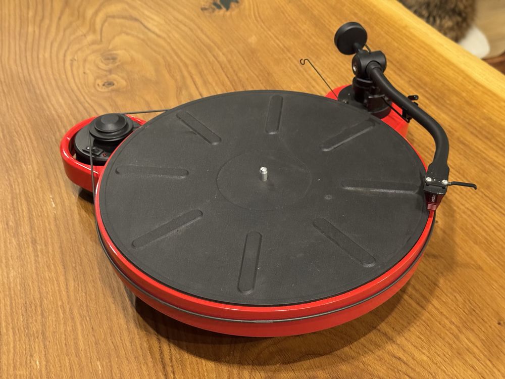 Gramofon Pro-Ject RPM 1.3 wkladka Ortofon 2M res
