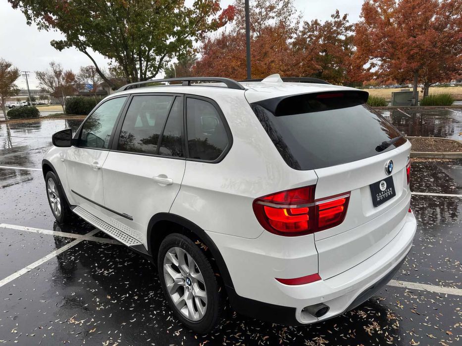 BMW X5 xDrive35i      2013