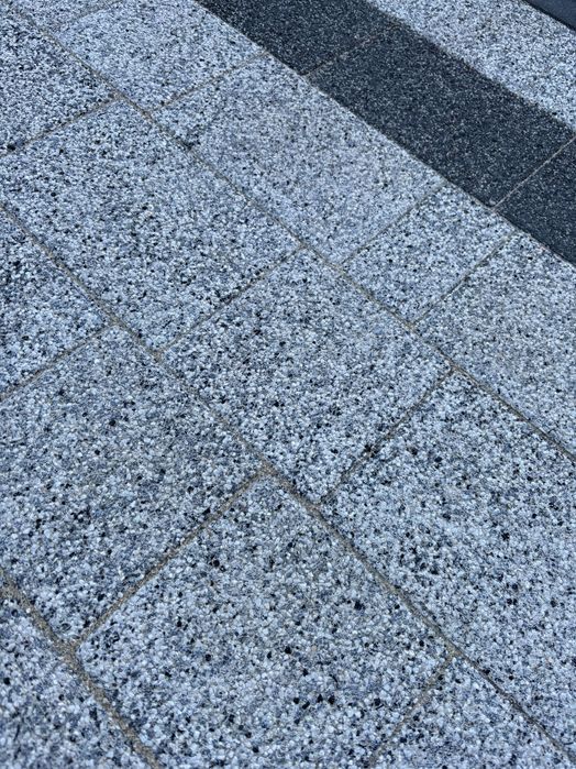 5m2 Kostka brukowa PIREUS płukany + obrzeża