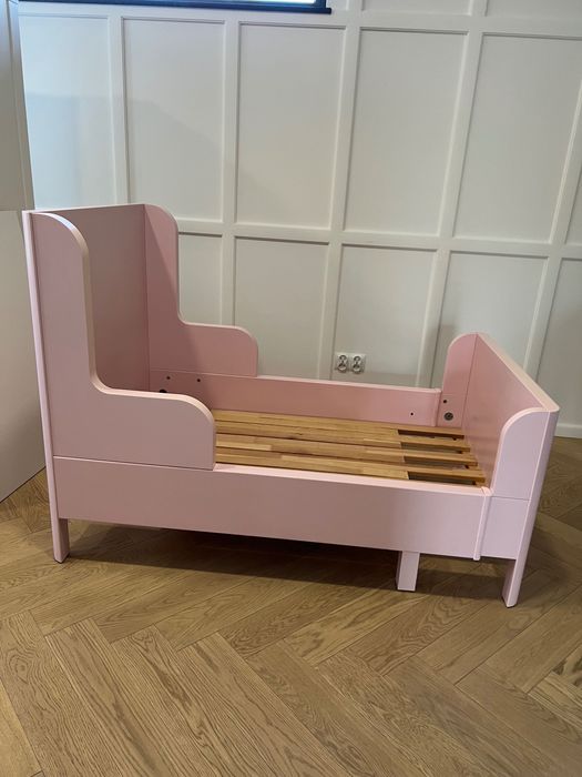 Różowe łóżko dla dziewczynki , rozsuwane rośnie razem z dzieckiem