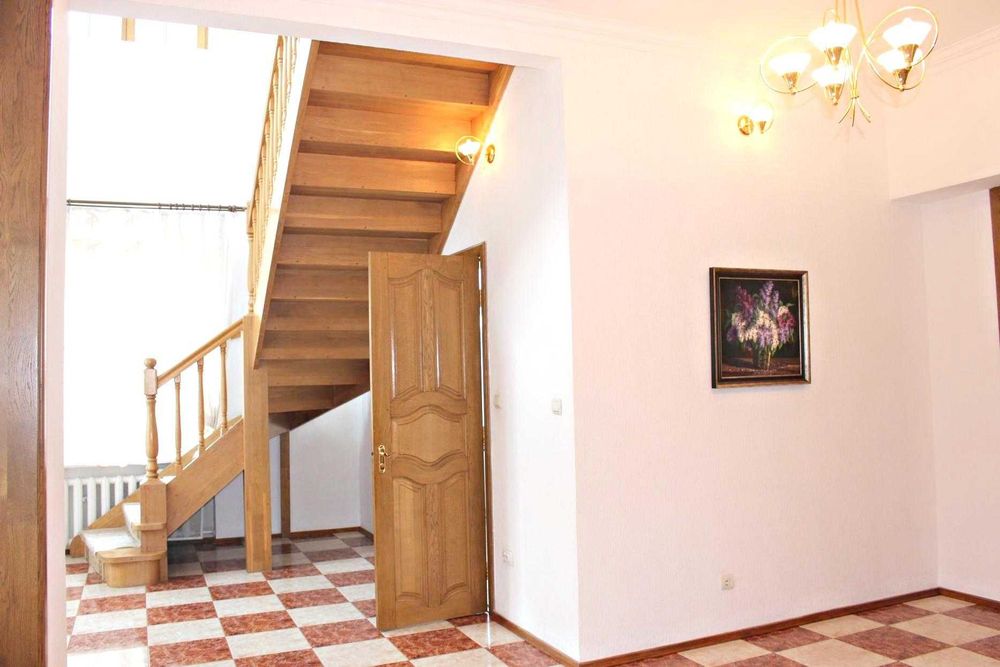 Оренда будинку Генератор можна під офіс, проживання