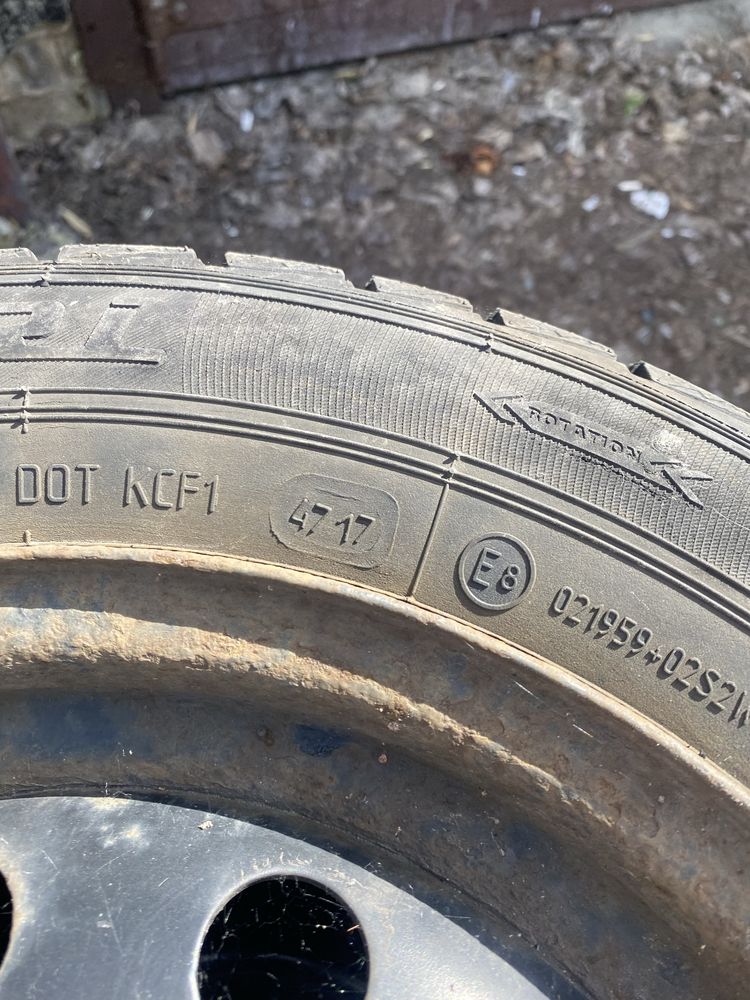 Комплект резины на дисках 175/65/14 4х98