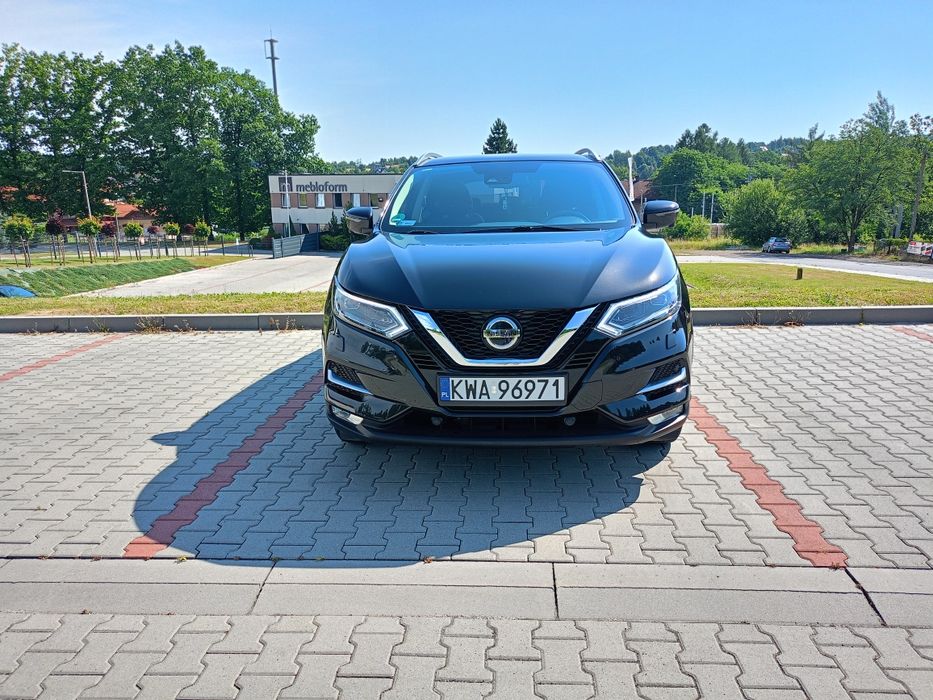 Nissan Qashqai 1,6 ,Panorama, Kamery 360, ful LED, przebieg 62 tys