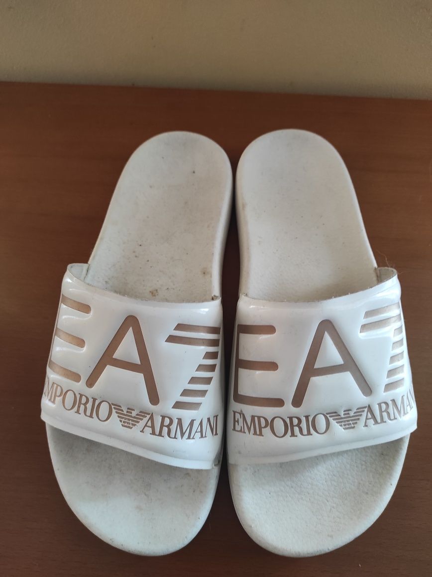 Vendo chinelos Emporio armani 10 euros