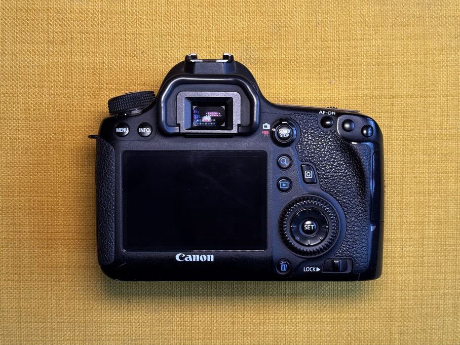 Canon 6D + Sigma 24-70 F2.8