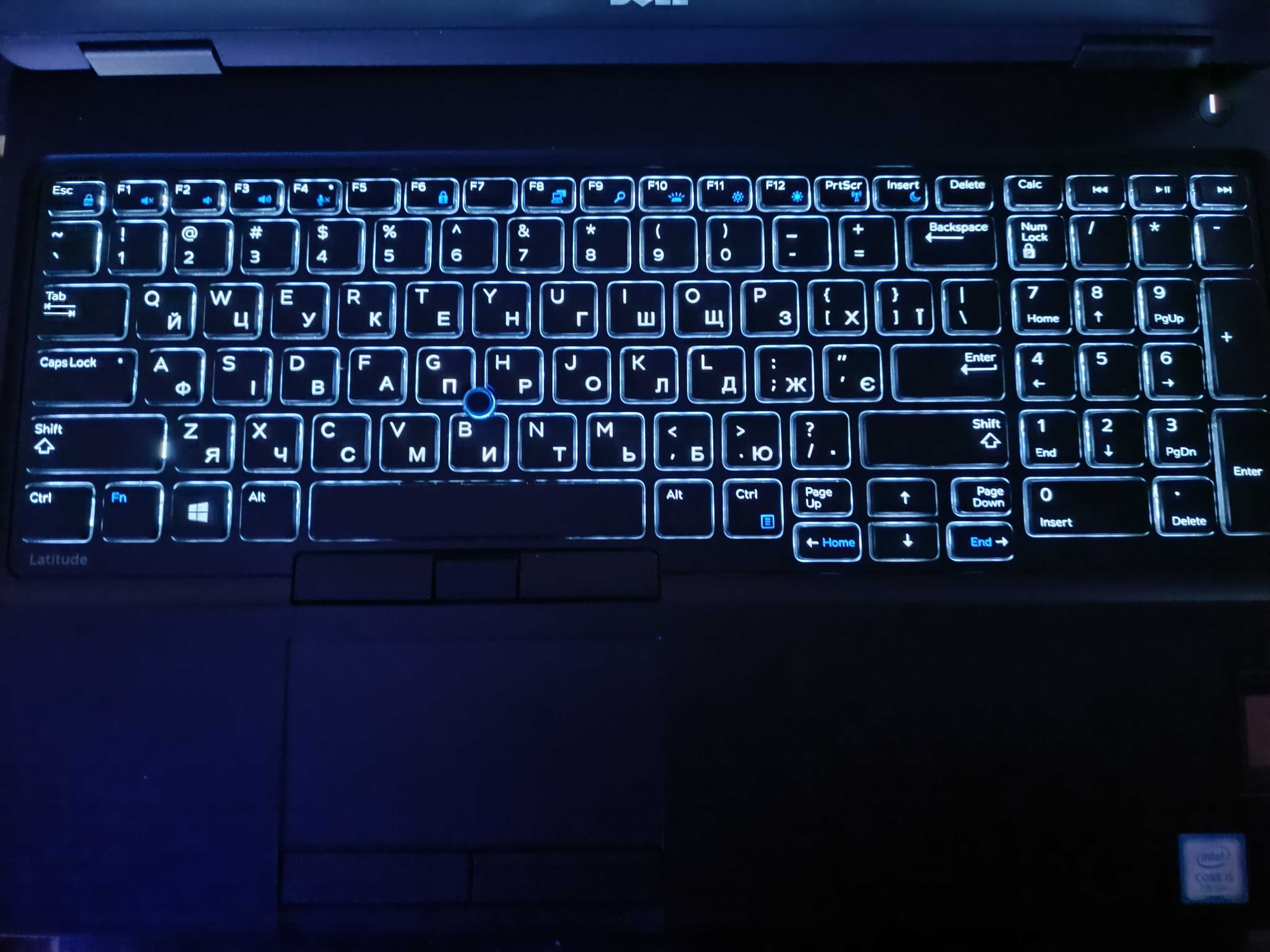 Ігровий ноутбук DELL (i5 7440HQ/16/256/Nvidia 940MX 2GB)