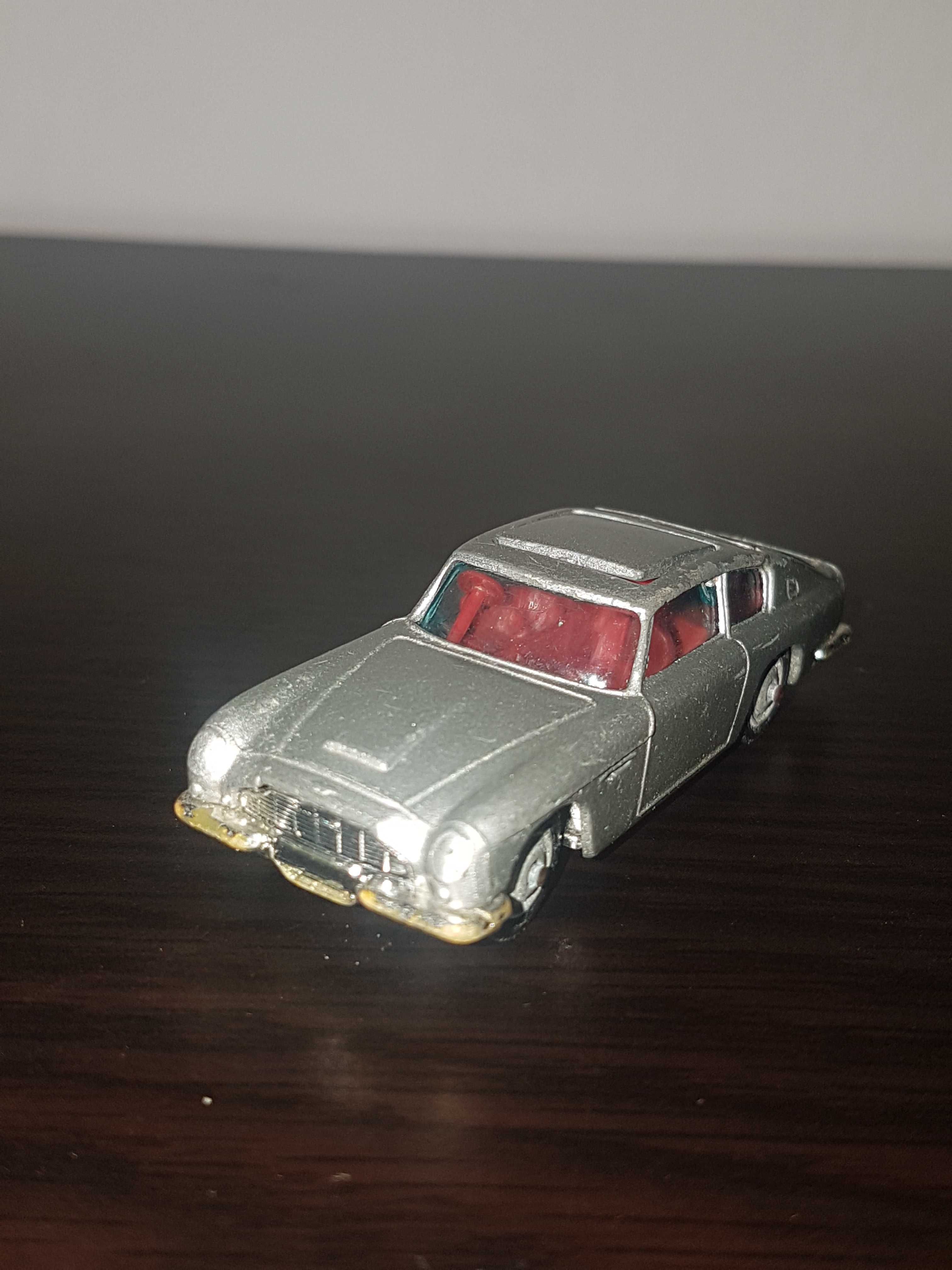 Miniatura Husky Aston Martin DB6