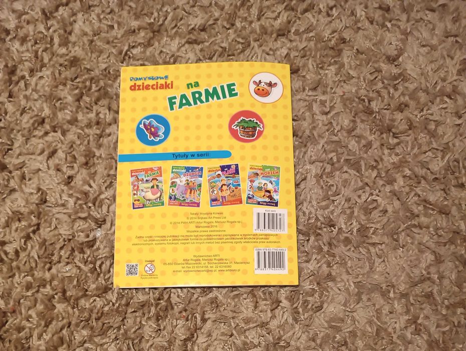 Pomysłowe dzieciaki na farmie - książka z naklejkami