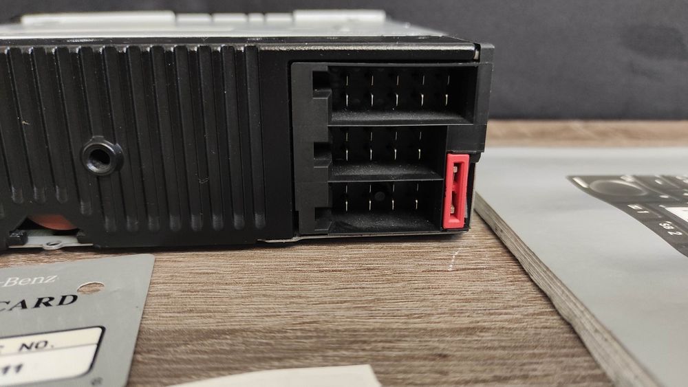 Radio Becker Exquisit MERCEDES R107 W126 W201 R129 W140 w202 w210