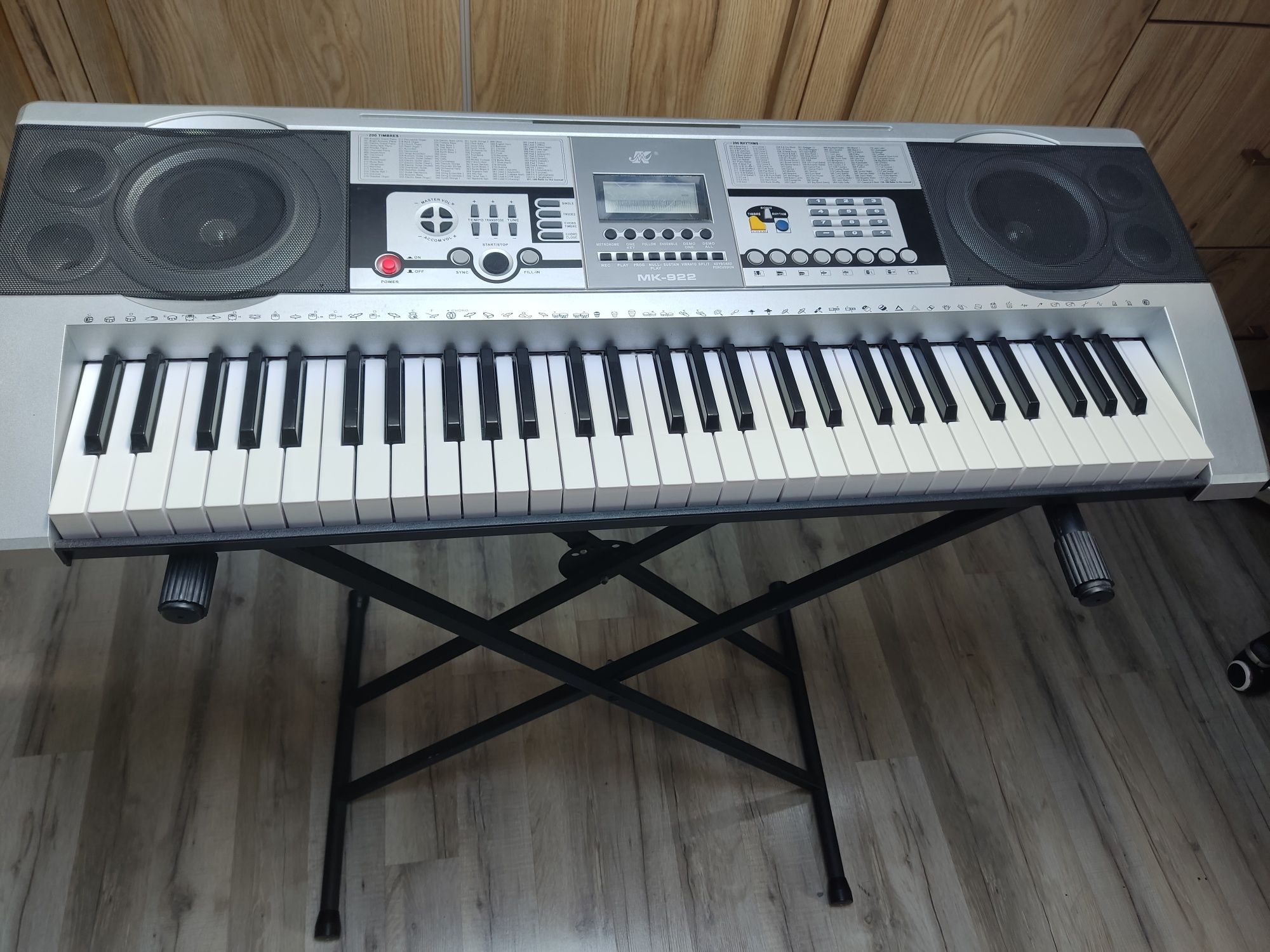 Keyboard/Syntezator MK-922