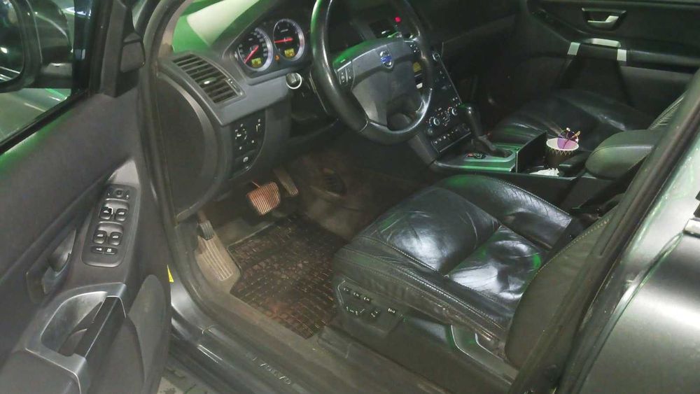 VOLVO XC90 2008p.