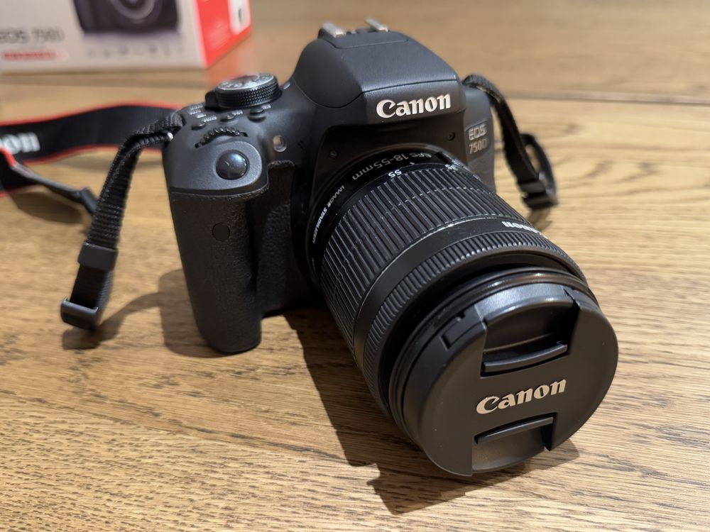 Máquina Canon EOS 750D