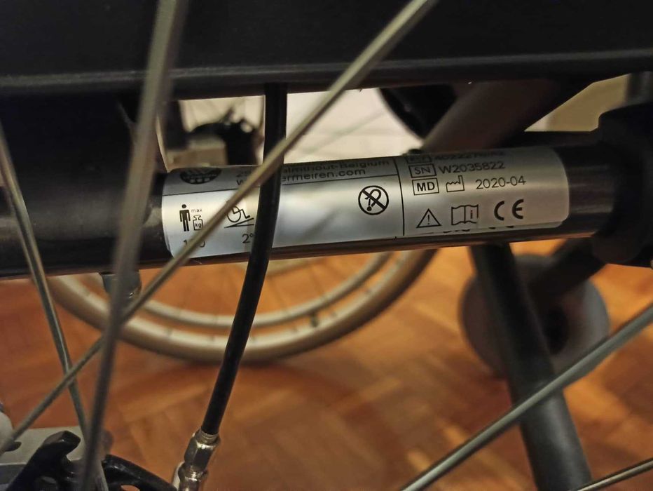 Wózek inwalidzki Vermeiren D200 30