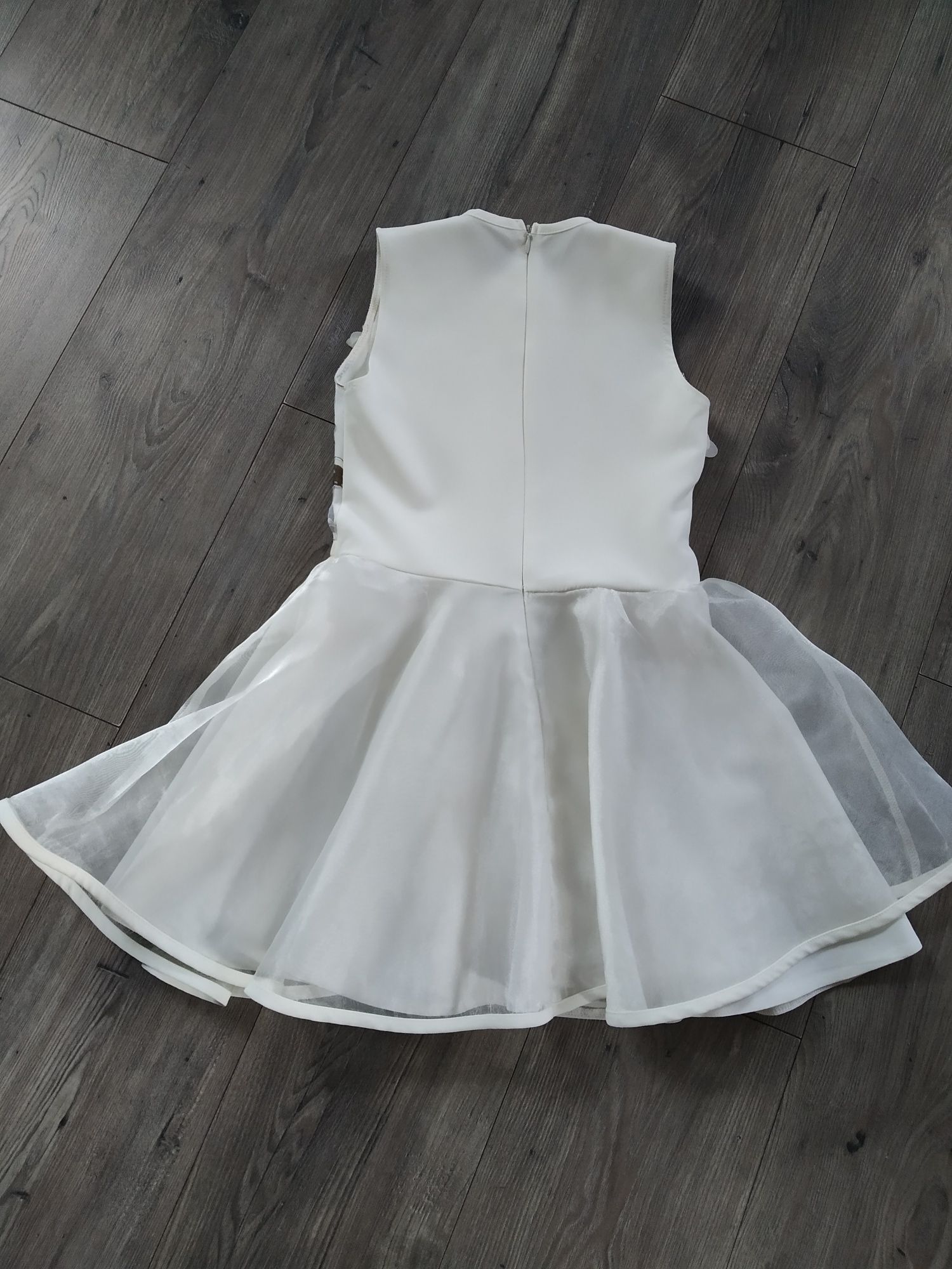 Sukienka elegancka rozm. 134 kremowy biały