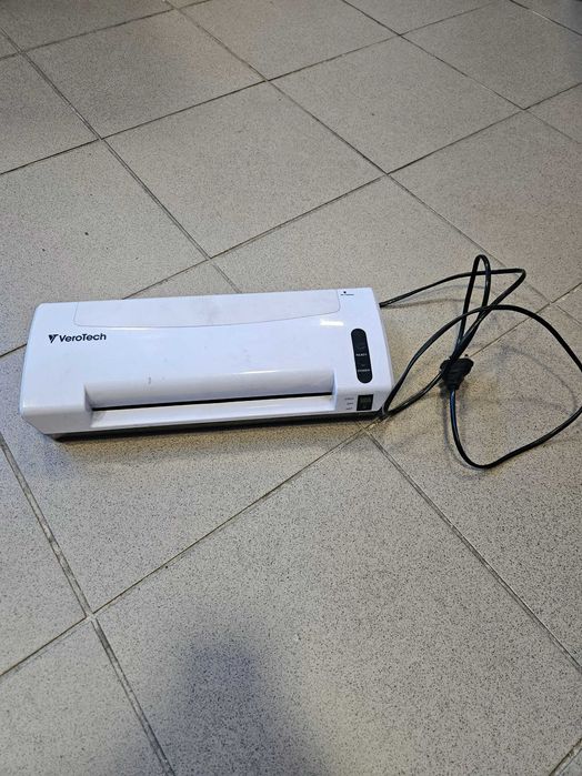 Laminator A4 VeroTech VL-640 z trymerem