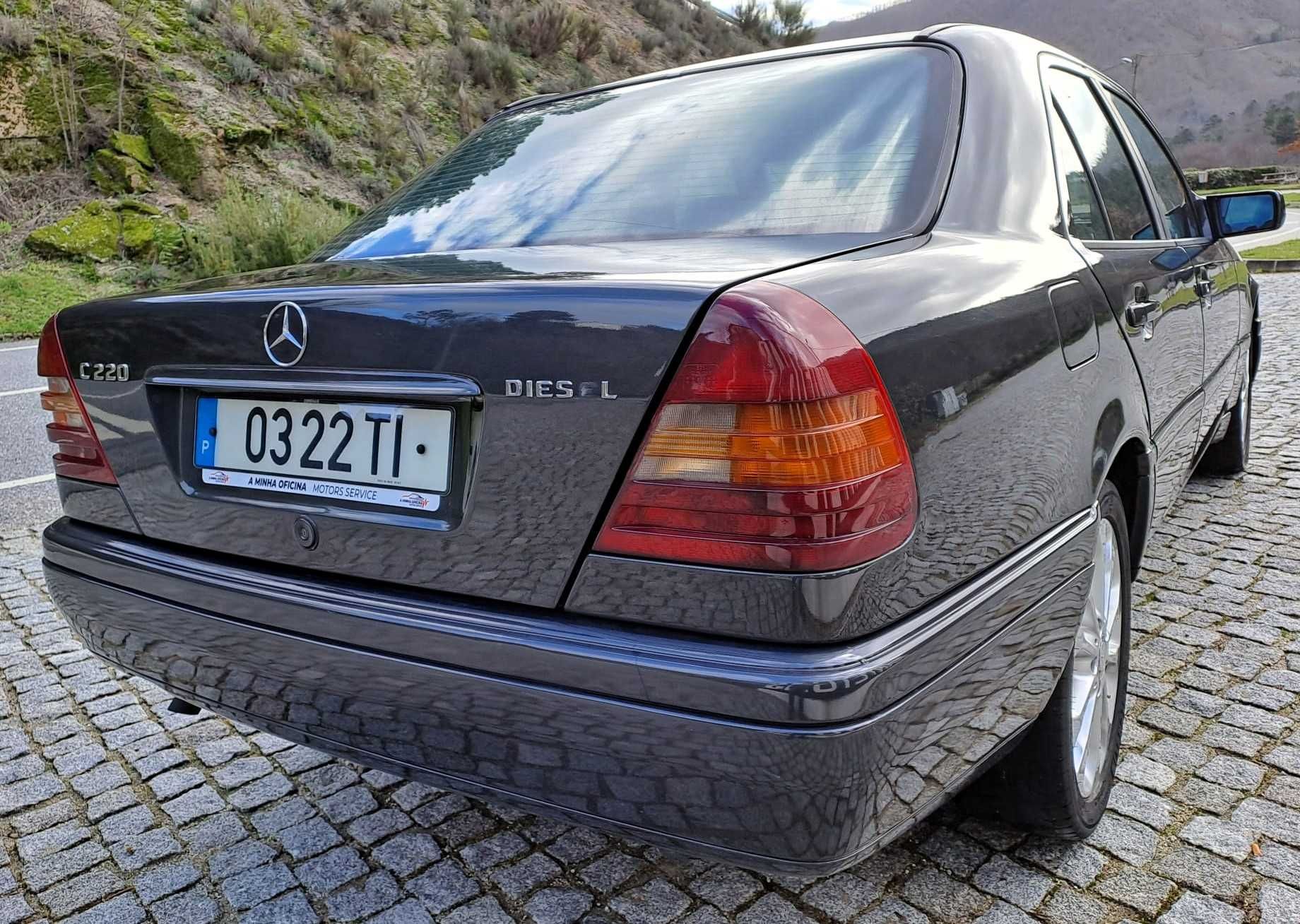 Mercedes W202 C220