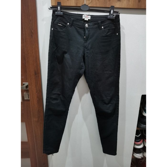 Czarne rurki spodnie S 36 klasyczne chillin