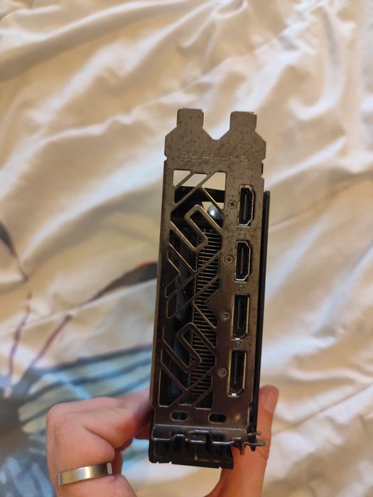 Placa Gráfica - AMD Radeon RX 5600 XT 6GB  DDR6