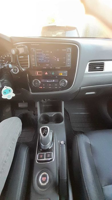 Mitsubishi Outlander P-HEV 2.0 Instyle Navi 4X4, Cx. A., 203 CV