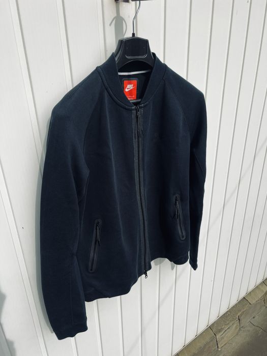Оригінал Nike Tech Fleece Varsity Jkt 678508-010 size M/L