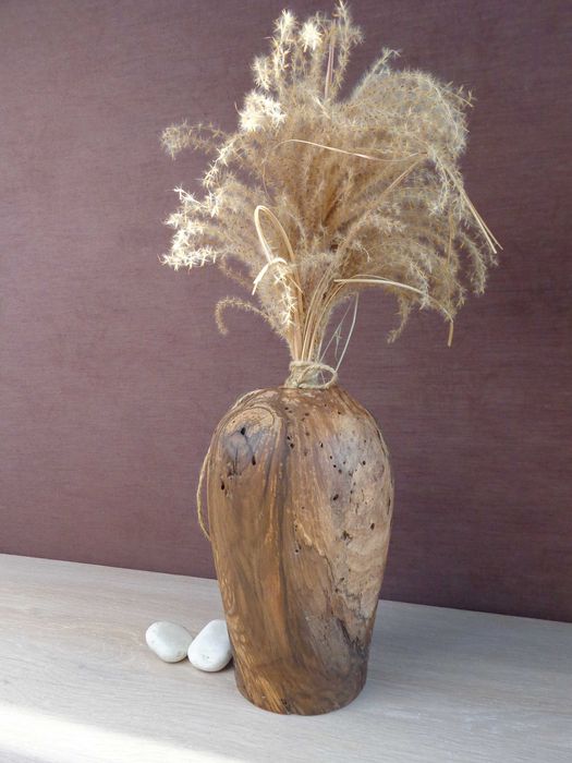 ваза з дерева подарункова