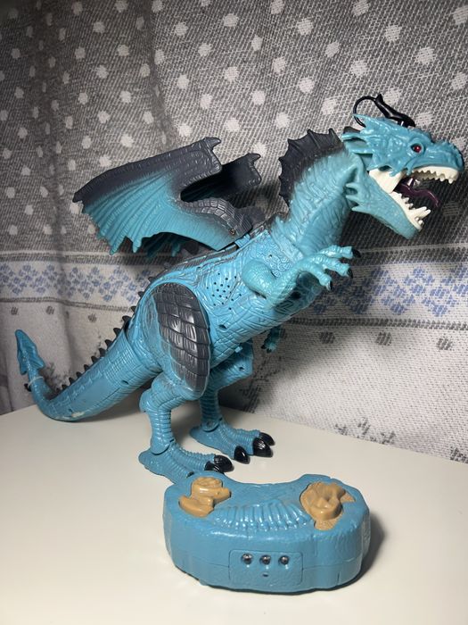 Робот дракон інтерактивний