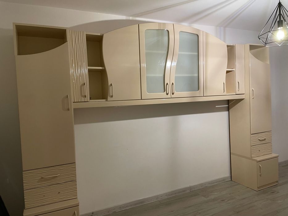 Meblościanka wisząca