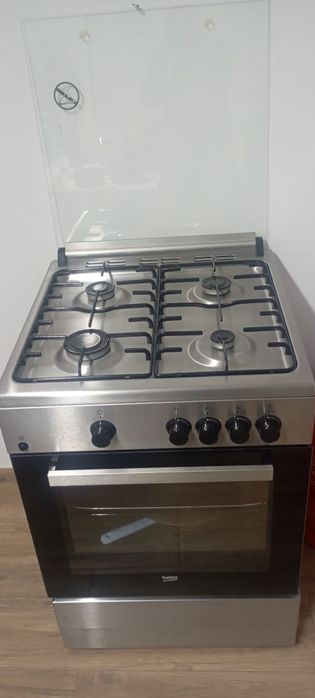 Vendo Fogão a gás semi novo