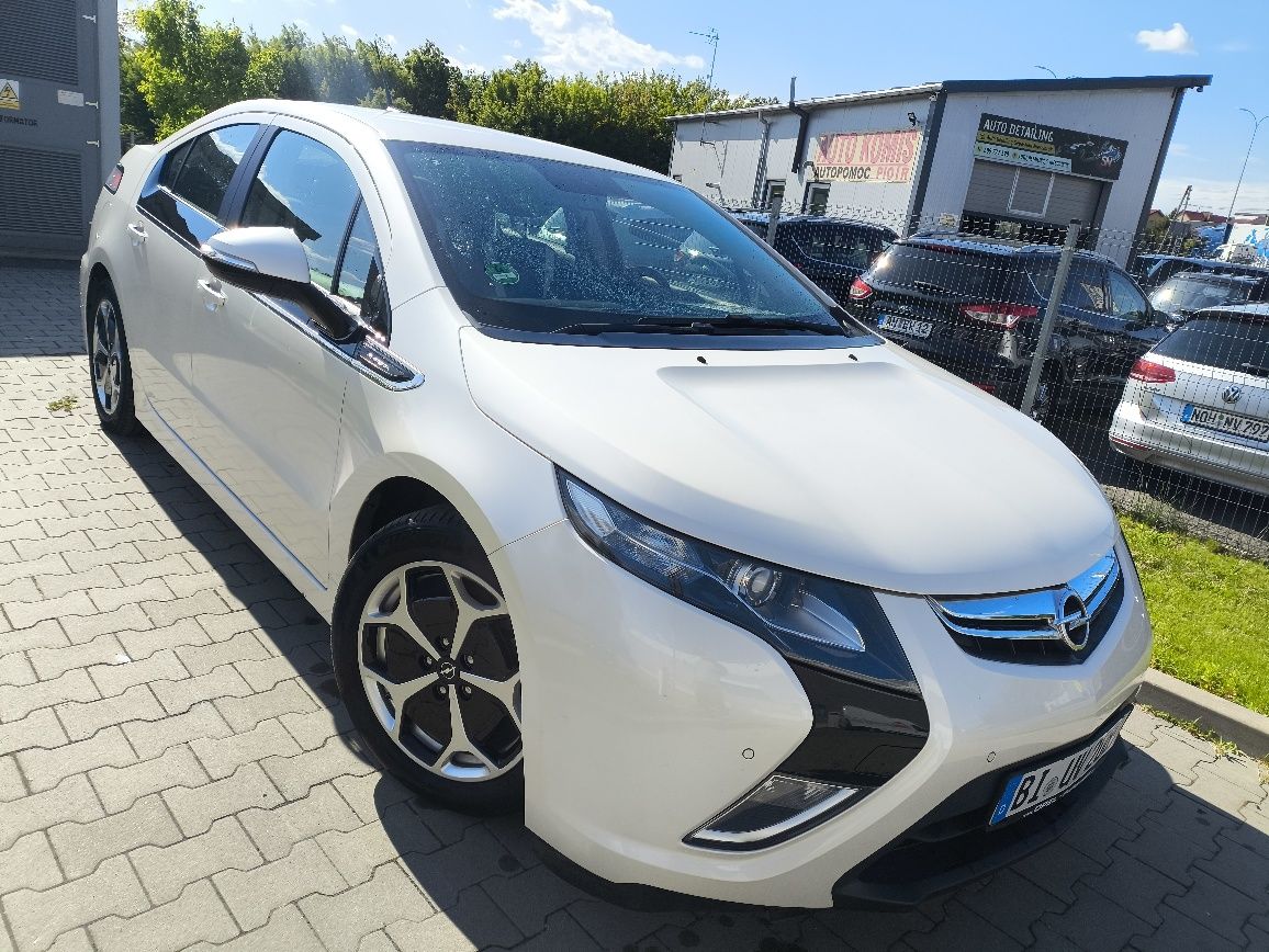 Opel Ampera 1,4 Hybrid Plug-In 151 KM z Niemiec zadbany idealny!