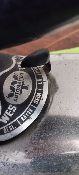 Ferro de engomar vintage wes-ton