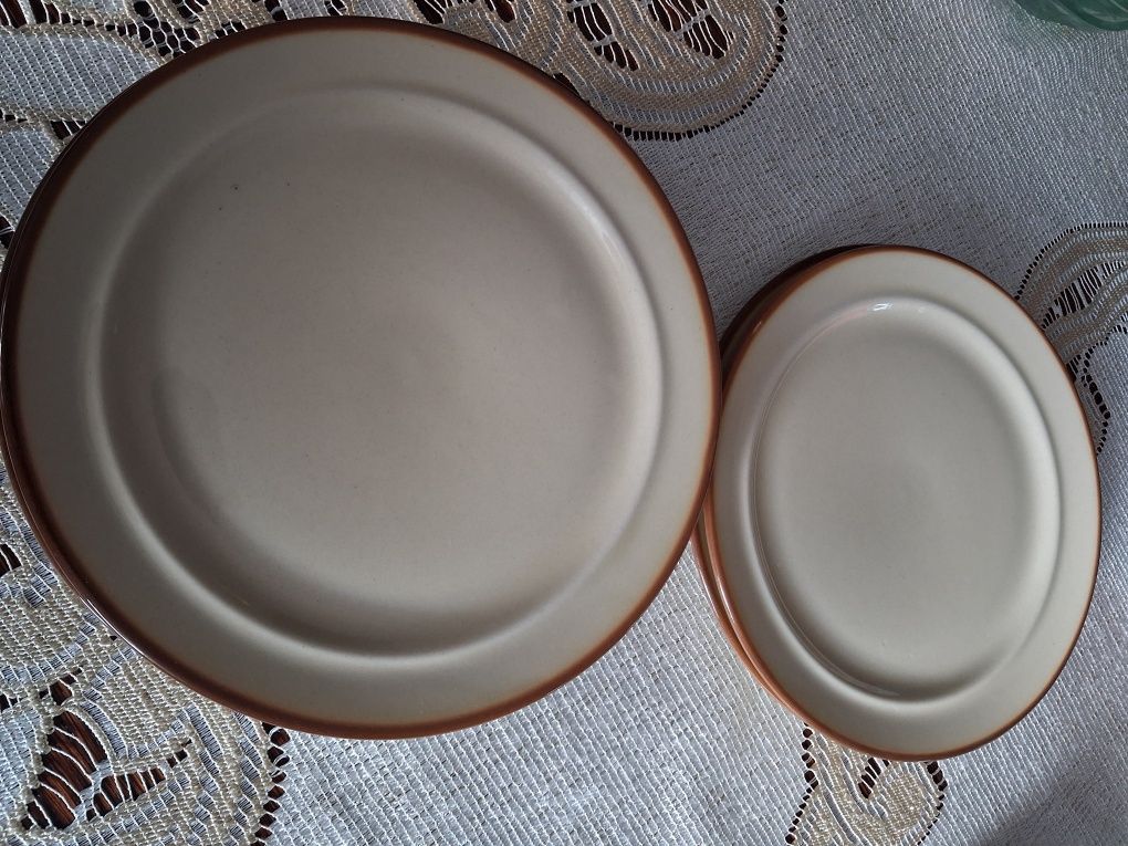 Talerzyki deserowe porcelit  Pruszków  PLUS gratis