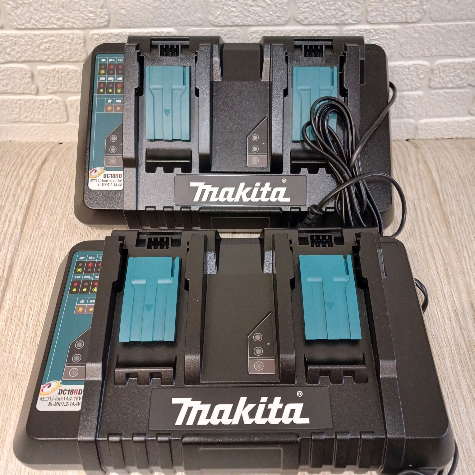 Зарядний пристрій makita dc 18 rd 220вольт
