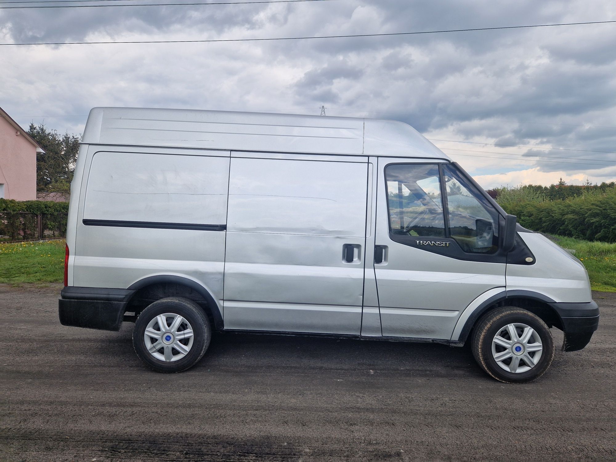 Ford Transit 2.2 TDCI wysoki 2x przesuwne dzrzwi z Niemiec