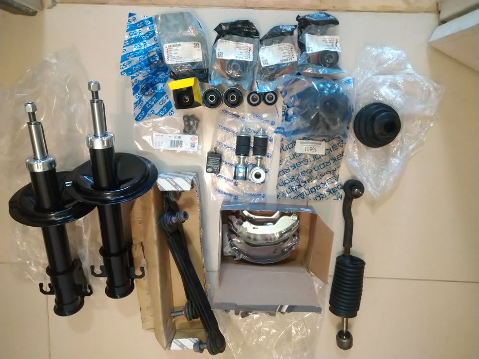 Стійка - запчастина Fiat Tipo Tempra Croma Brava Фиат Типо Крома Браво