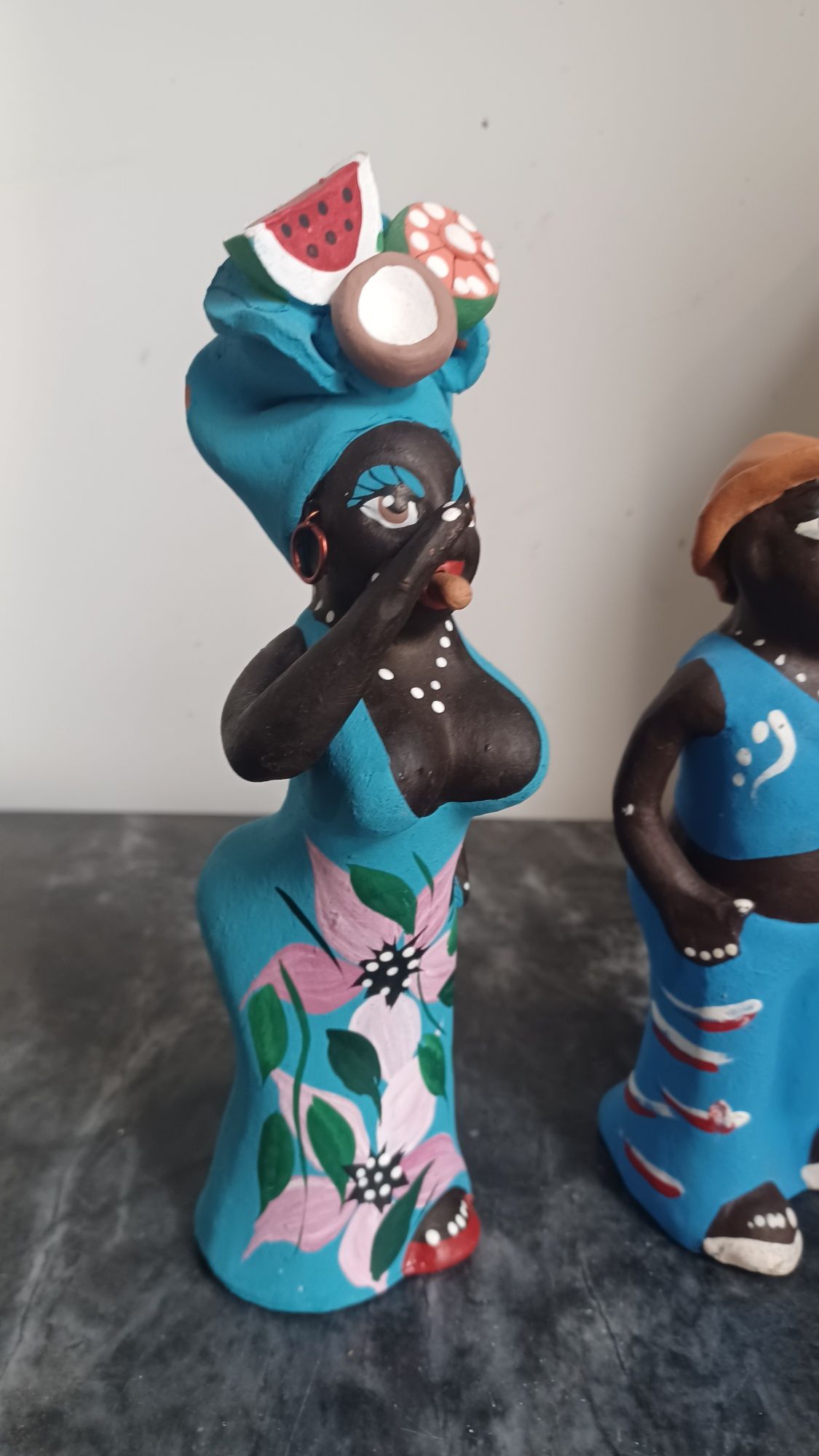 Figuras em barro (casal)