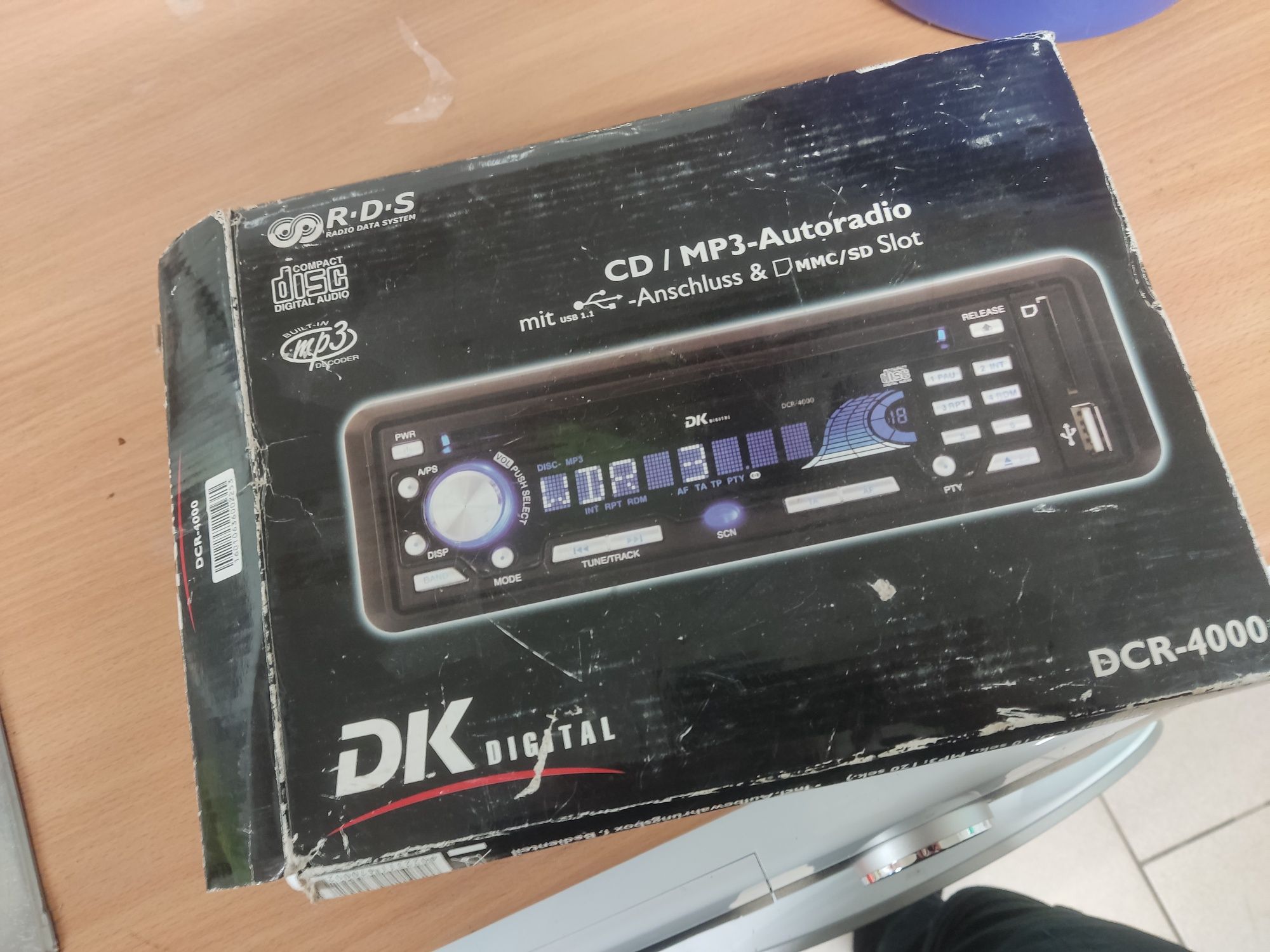 CD / MP3 - Autoradio DCR-4000