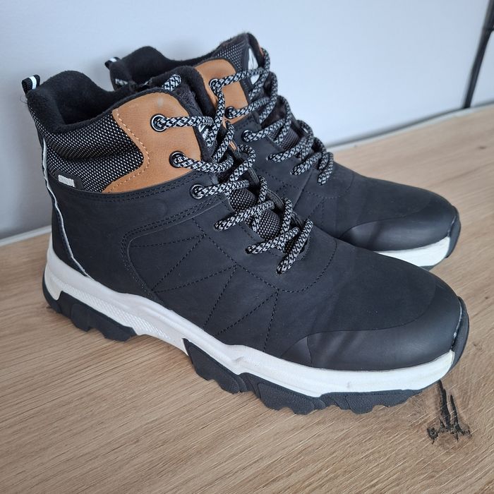 Buty chłopięce r.37