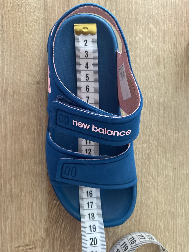 Sandały new balance  27,5