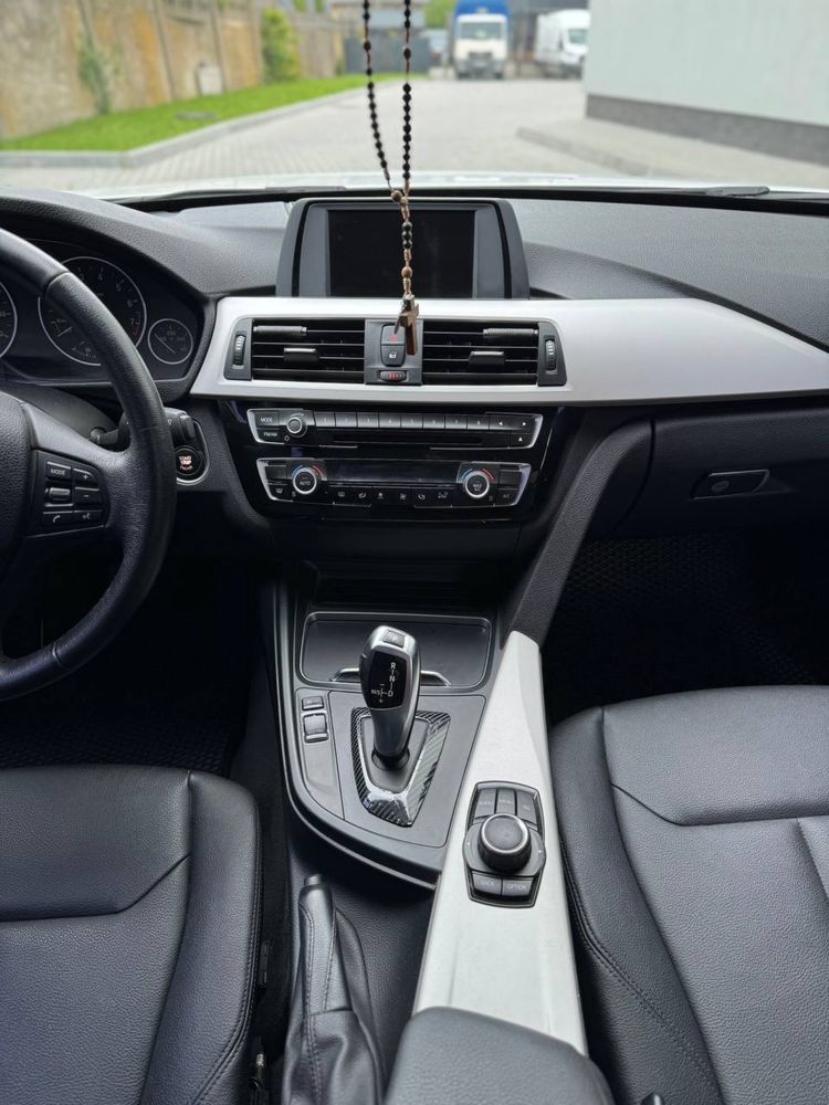 Продам Терміново BMW 320 X-drive