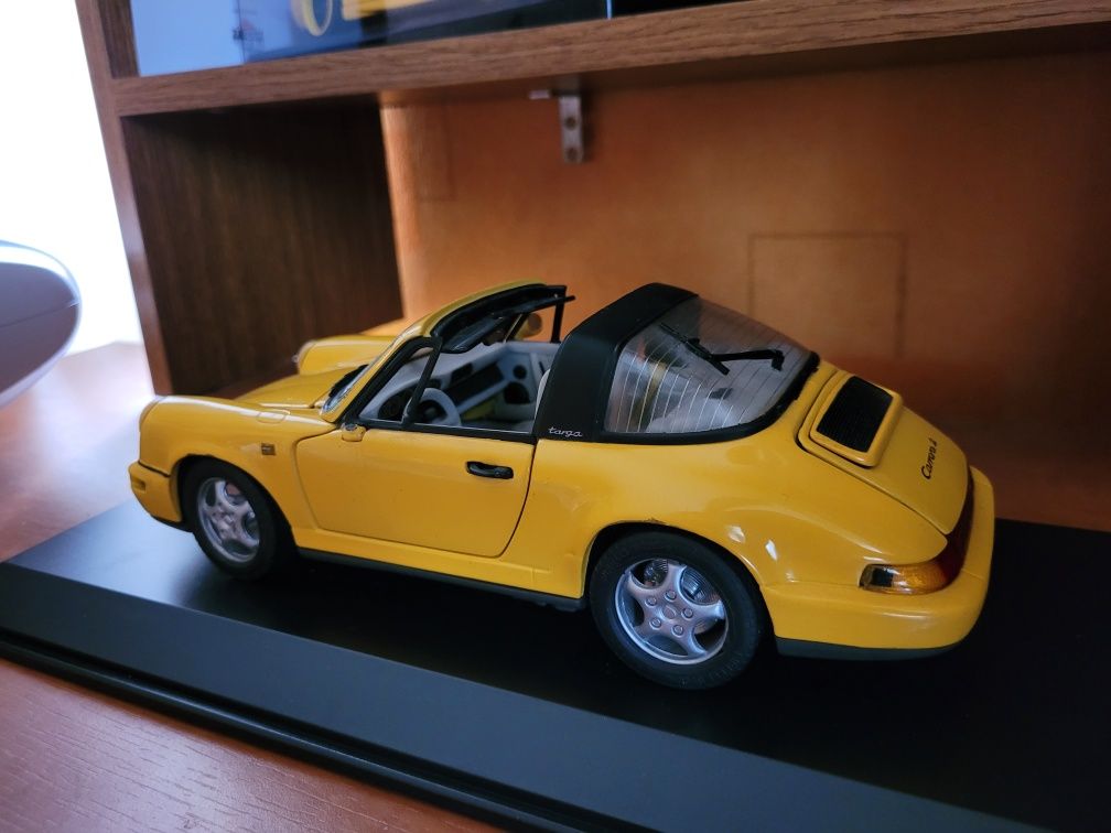 Model Porsche 911 Carrera 2 Targa, 1/18, Anson