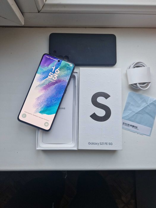 Samsung S21 FE 5G 8\256 Gb офіційний Snapdragon 888 на 2 сім