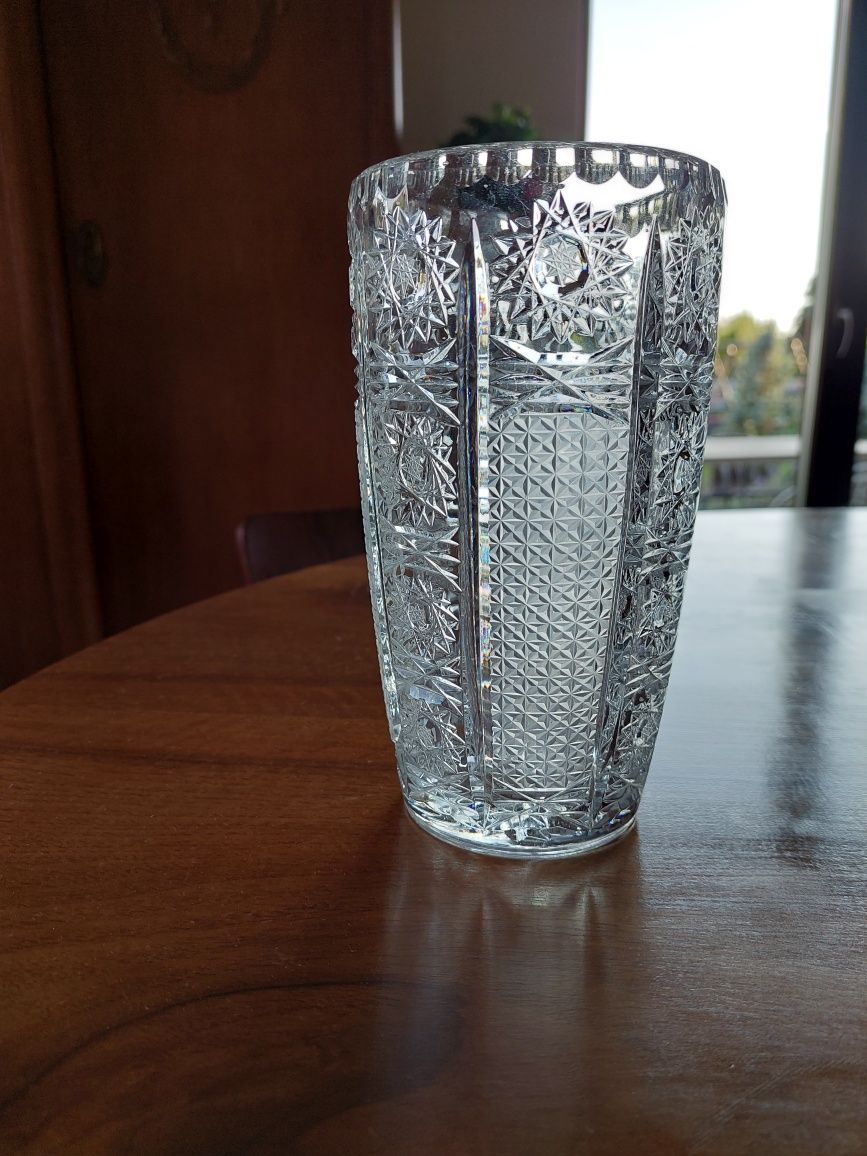 Ekskluzywny wazon kryształowy